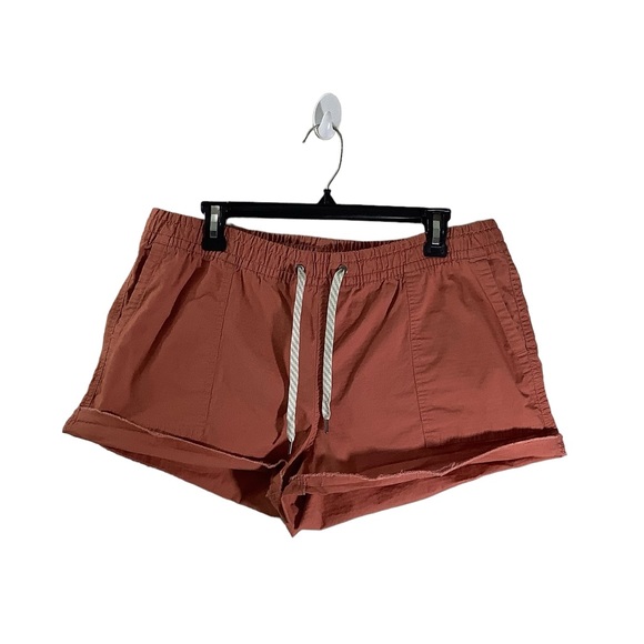 Vuori Vintage Ripstop Short in Stoneware - Picture 1 of 6